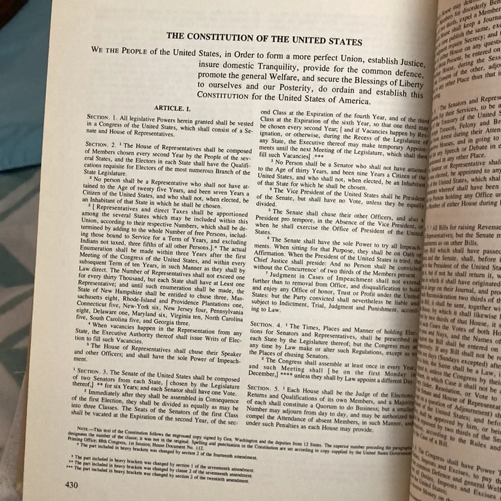 Americas 200 Years Hardback Book. 1776 to 1976. Gold Ribbed Pages. - Picture 6 of 6